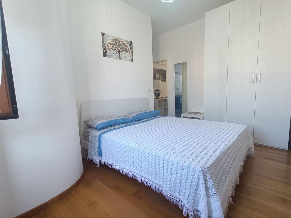 La Casa Di Erika - Pesaro Centro-Mareアパートメント エクステリア 写真
